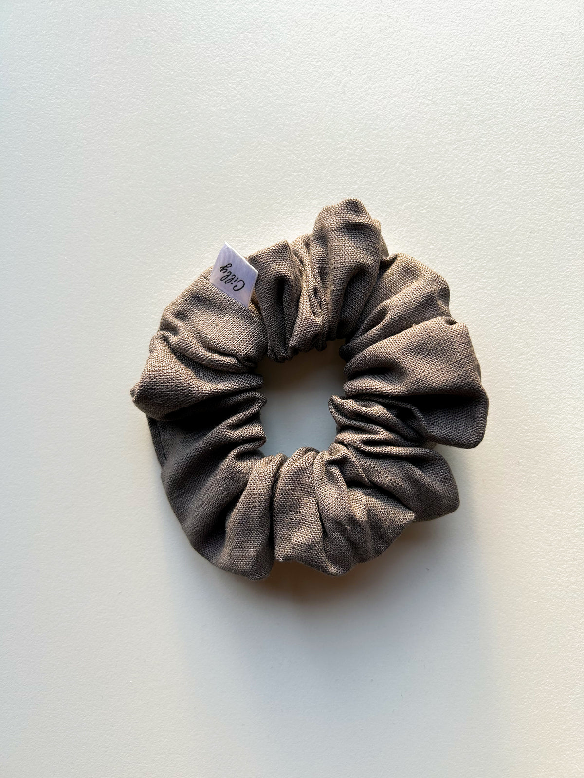 Lynn scrunchie Dark grey