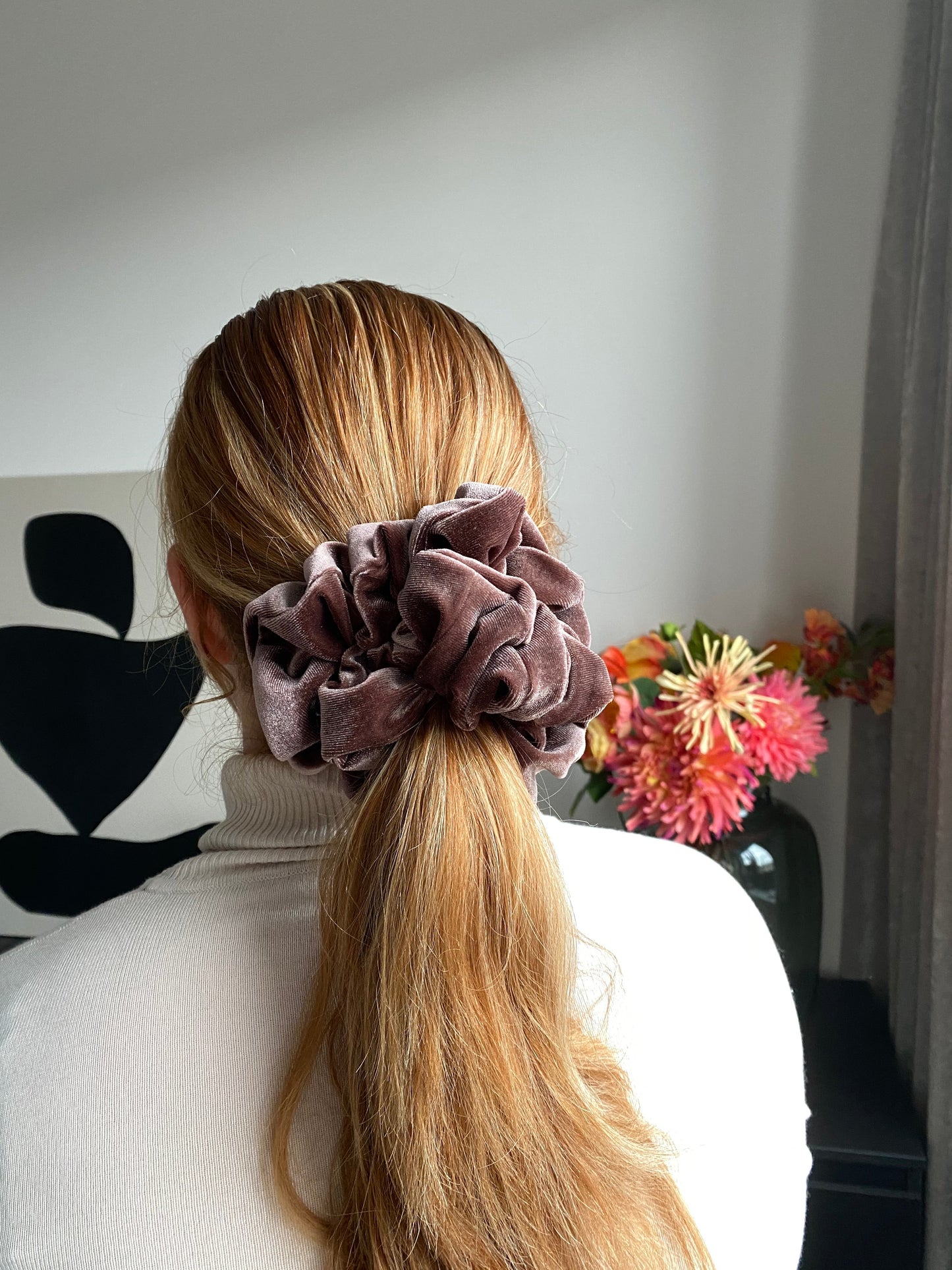 XL Violet scrunchie Taupe