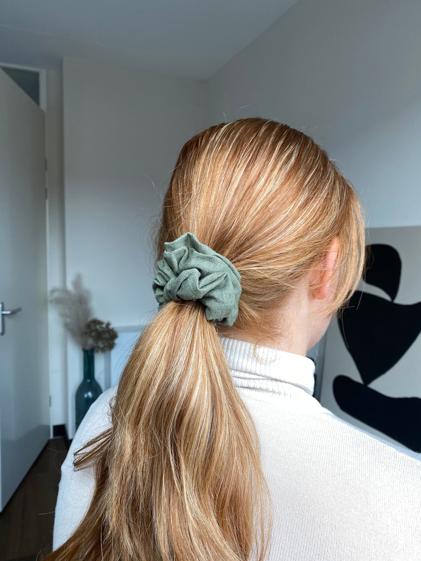 Lynn scrunchie Donker Groen