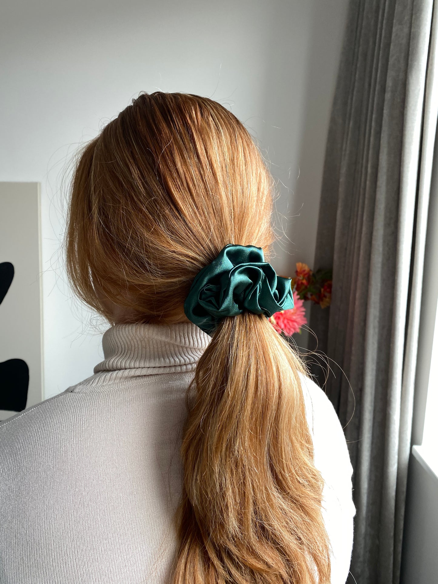 Satijnen scrunchie Donker Groen