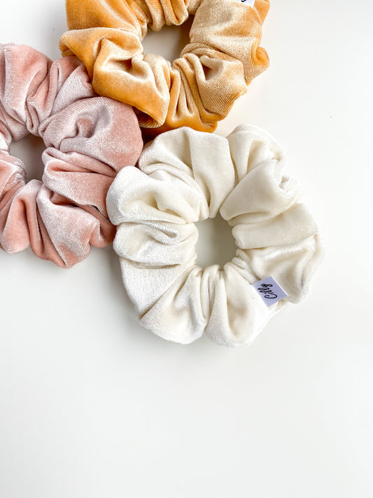 Violet scrunchie Roze