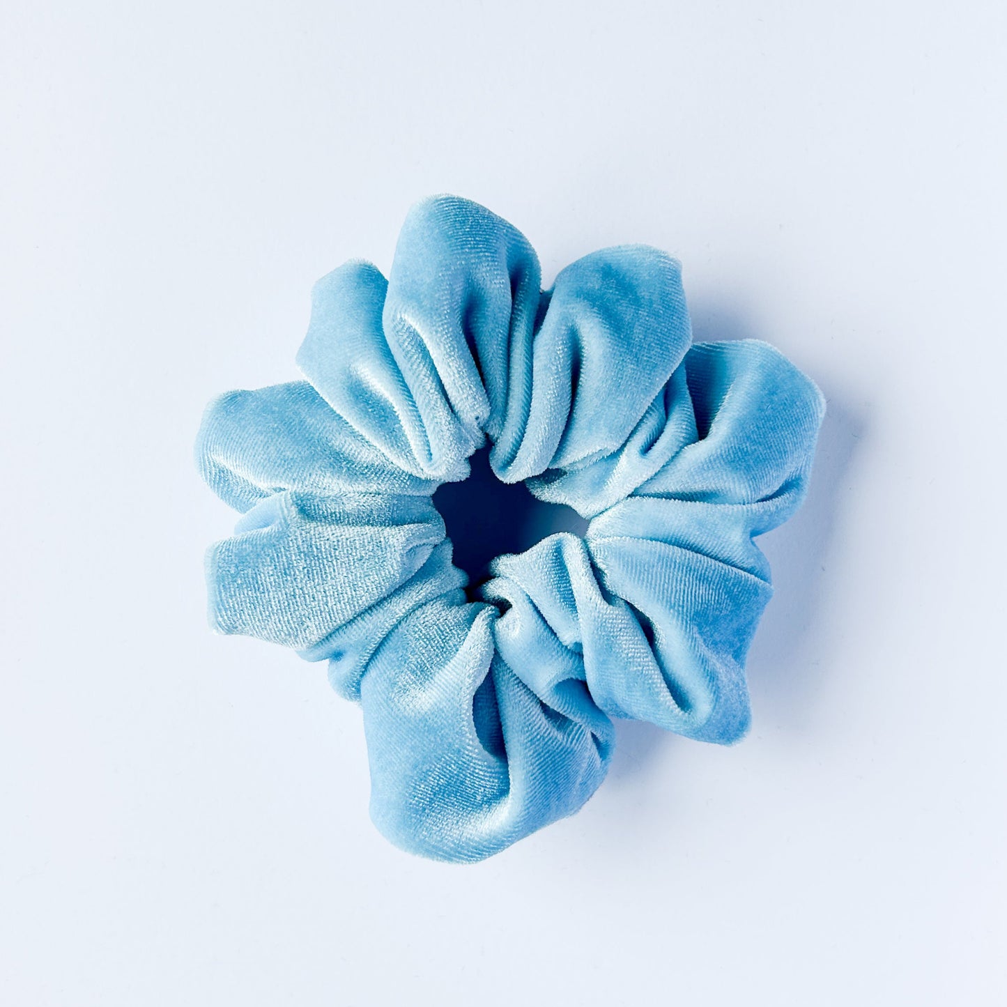 Violet scrunchie Licht Blauw