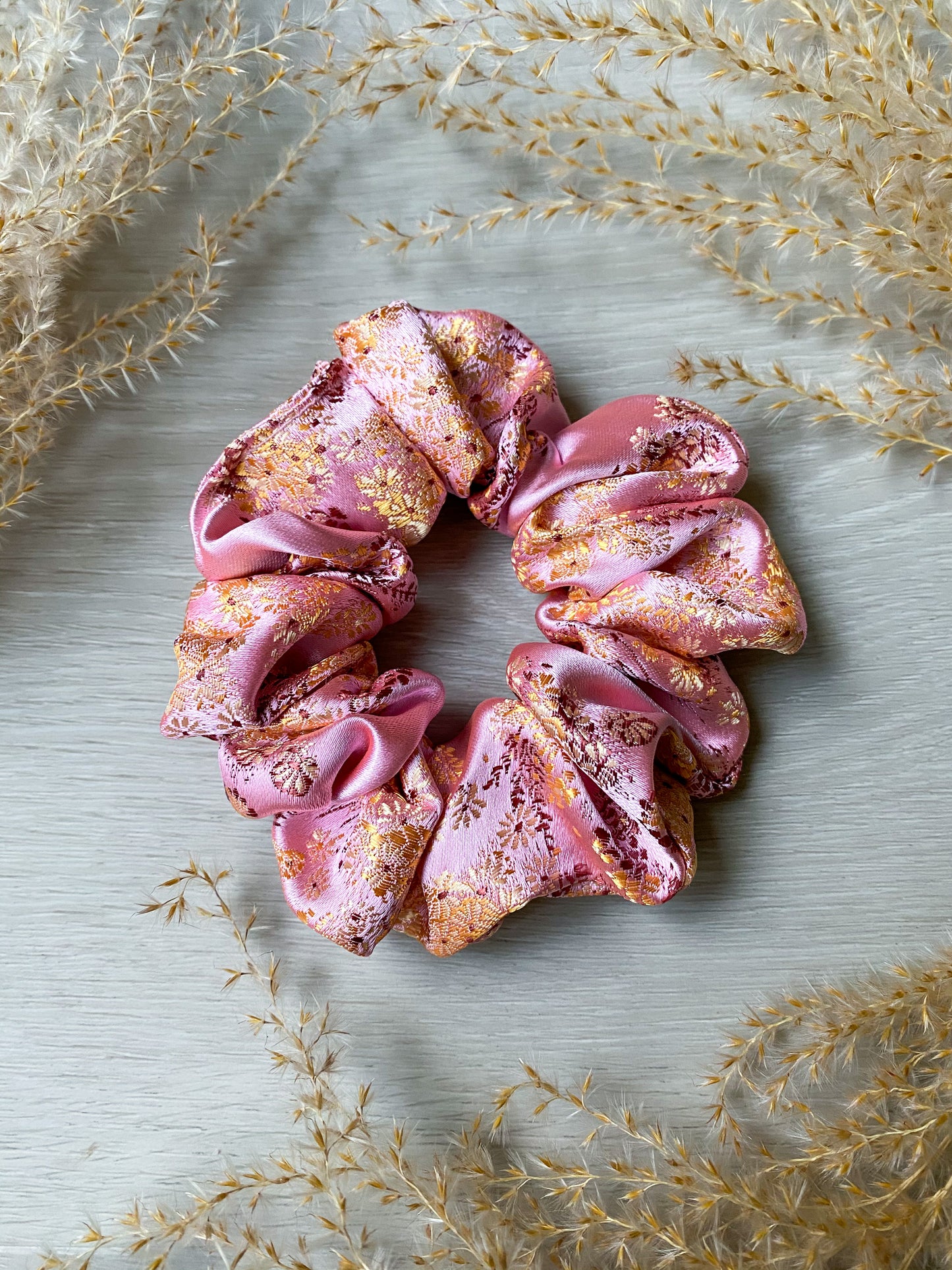 Belle scrunchie Licht Roze