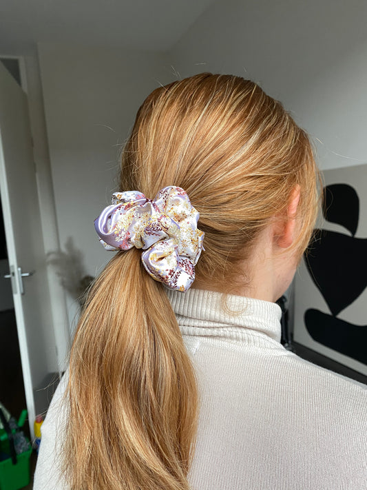Brooke scrunchie wit/lila