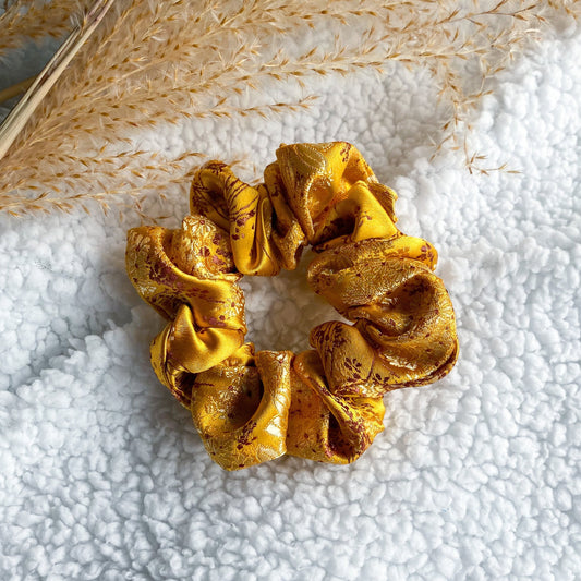 Brooke scrunchie Geel