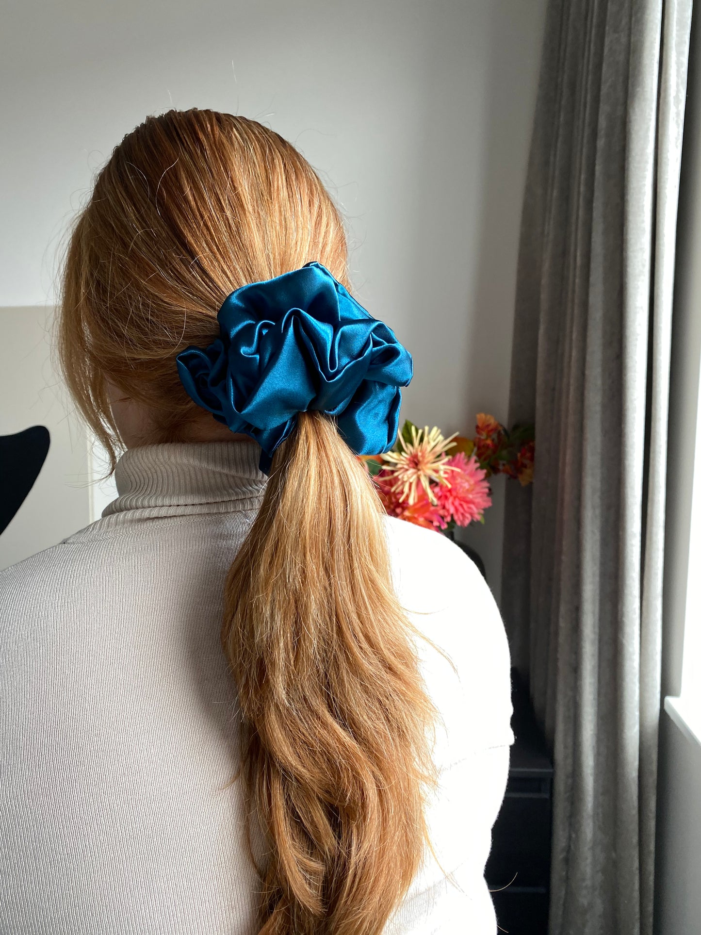 XL satijn scrunchie Petrol