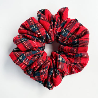 XL Rode schotse ruit scrunchie