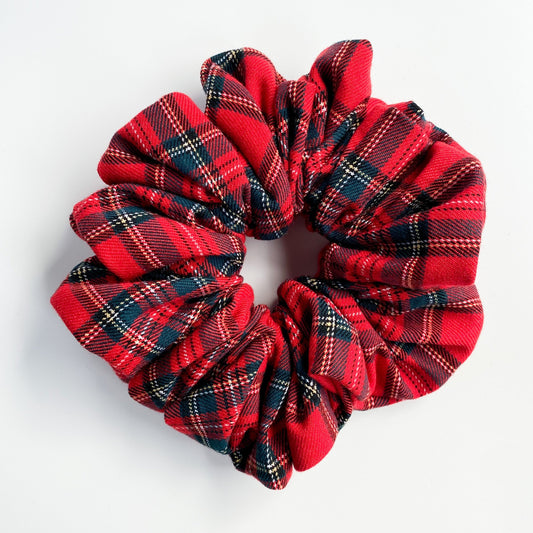 XL Rode schotse ruit scrunchie