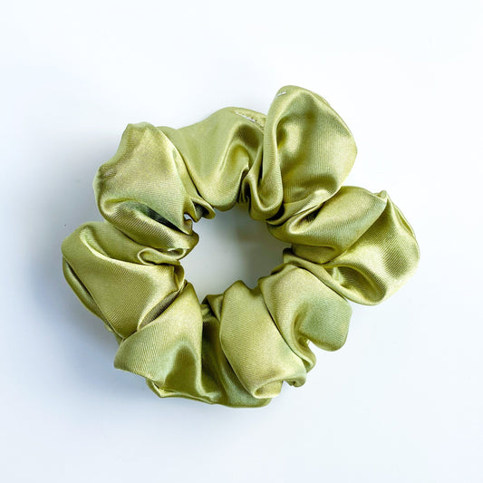 Satijnen scrunchie Olijf groen