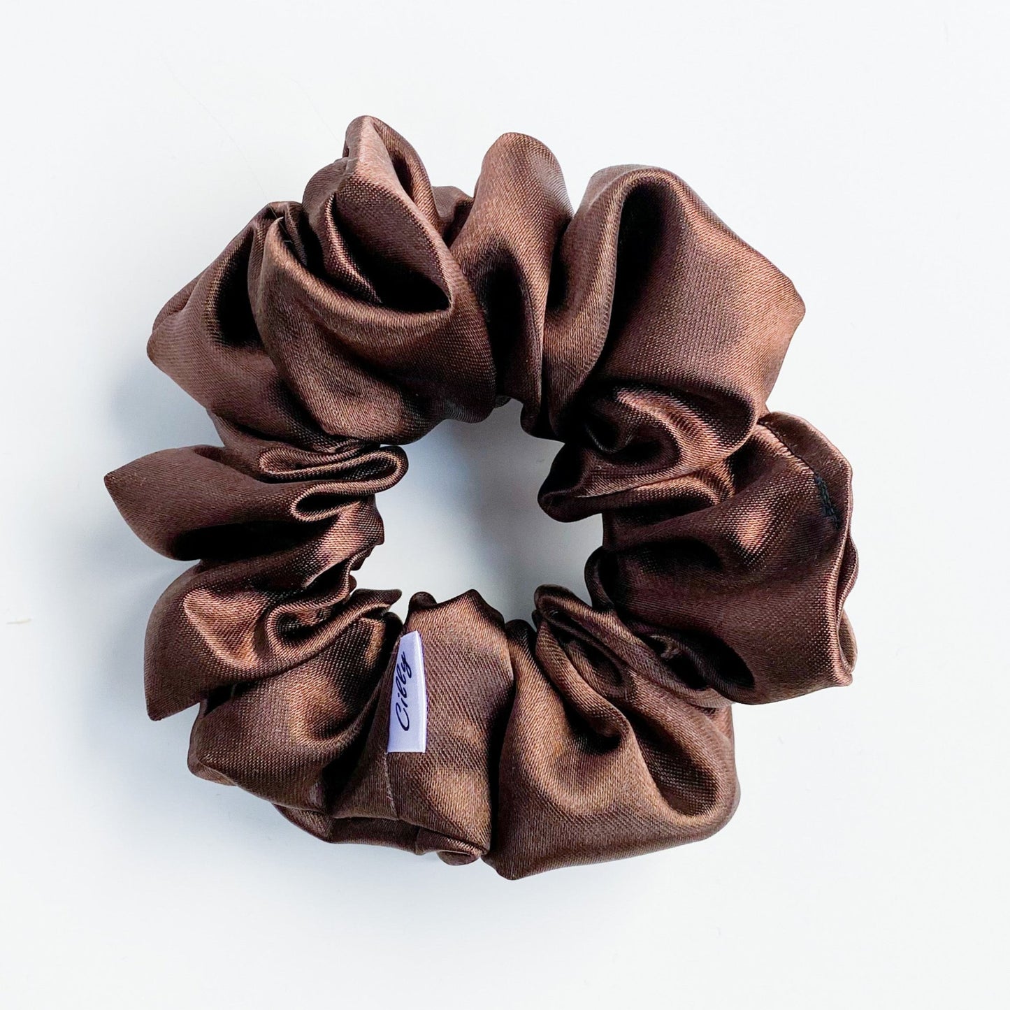 Satijnen scrunchie Bruin