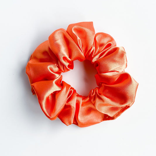 Satijnen scrunchie Oranje