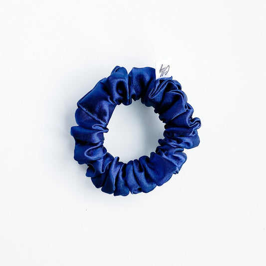 XS Satijnen scrunchie Donker Blauw