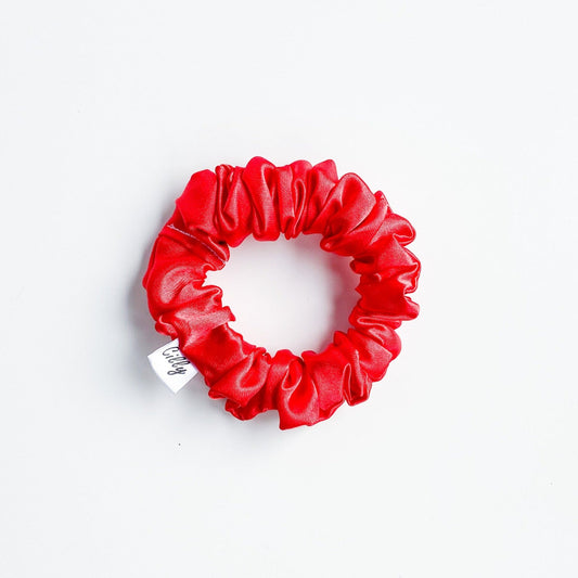XS Satijnen scrunchie Rood