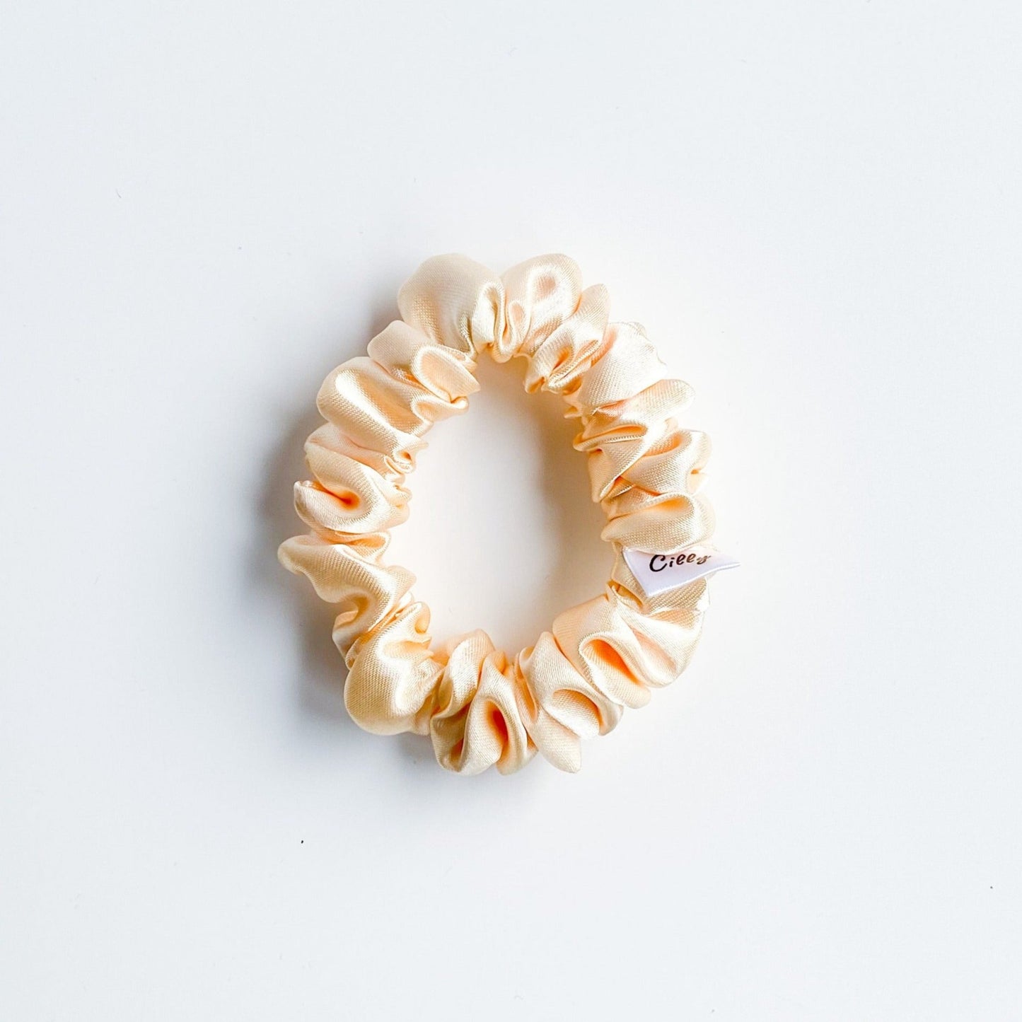 XS Satijnen scrunchie Champagne