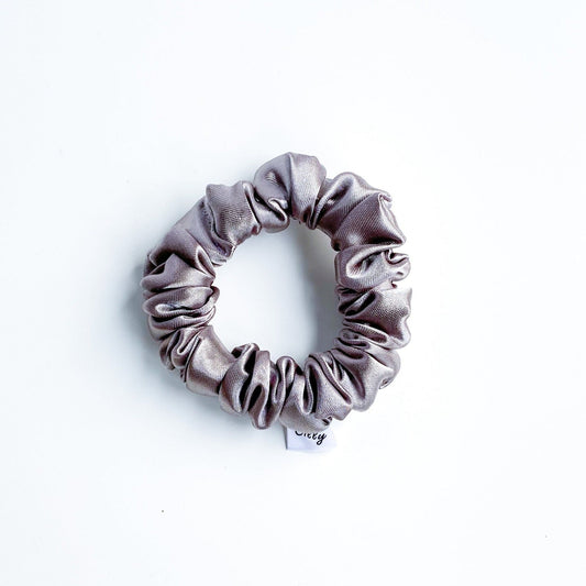 XS Satijnen scrunchie Oud grijs