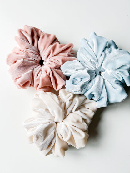 XL Violet scrunchie IJsblauw